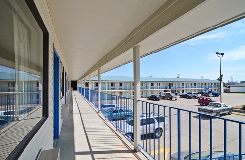 Lincoln Hotel | Americas Best Value Inn - Lincoln