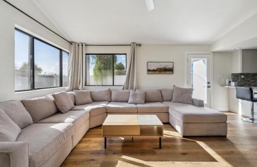 Tempe House | Downtown Gem with Hot Tub - Prime Location home