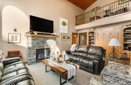 Deadwood House | Boulder Canyon Lodge