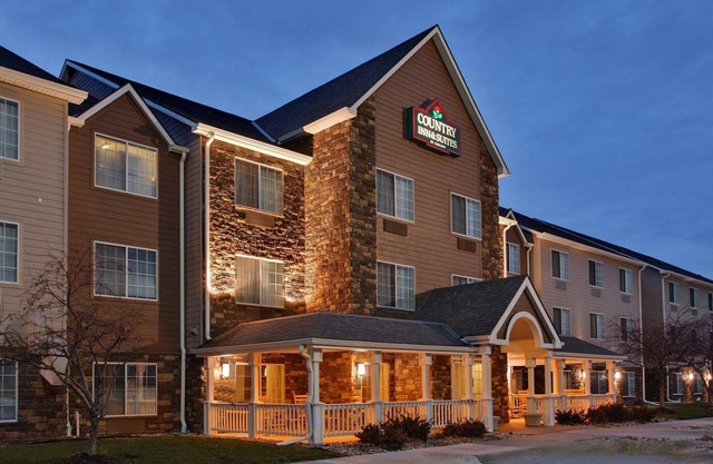 Country Inn & Suites by Radisson, Omaha Airport, IA